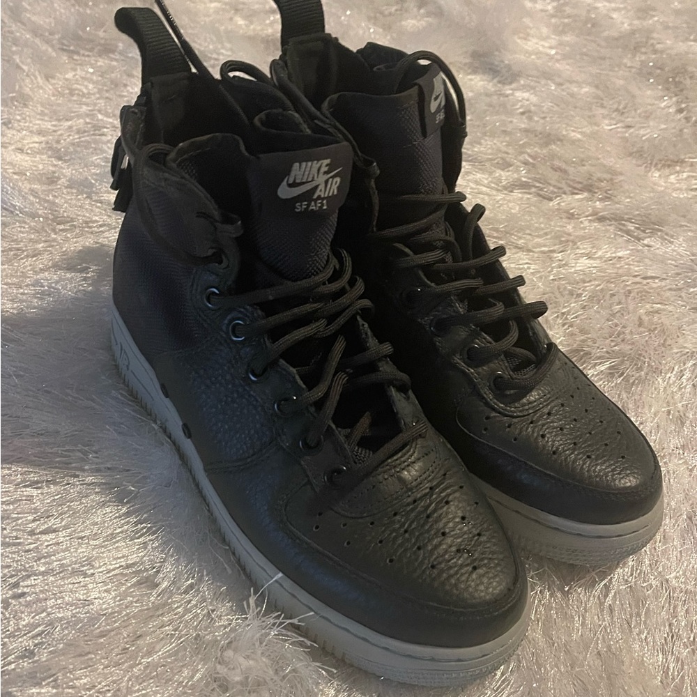 Nike shoes